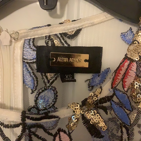 Alexia Admor sequin dress - Picture 5 of 5